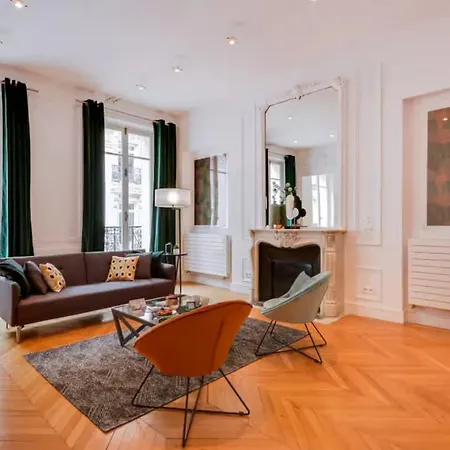 Sweett Cerisoles B Appartamento Parigi